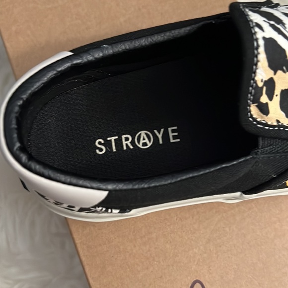 Straye Ventura Cheater Slip On Sneaker - Picture 3 of 4